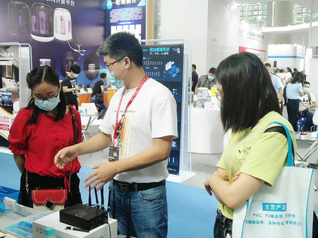 CSF展會回顧 | 量訊物聯拍了拍“自動販售機”(圖2) CSF展會回顧 | 量訊物聯拍了拍“自動販售機”(圖2)